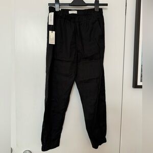 Aritzia Babaton Dexter pant NWT size Small